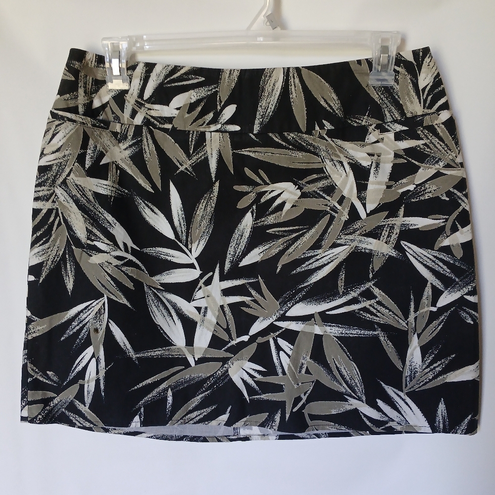 New York & Company Womens City Stretch Skirt Size 12 Color Green Black Tan